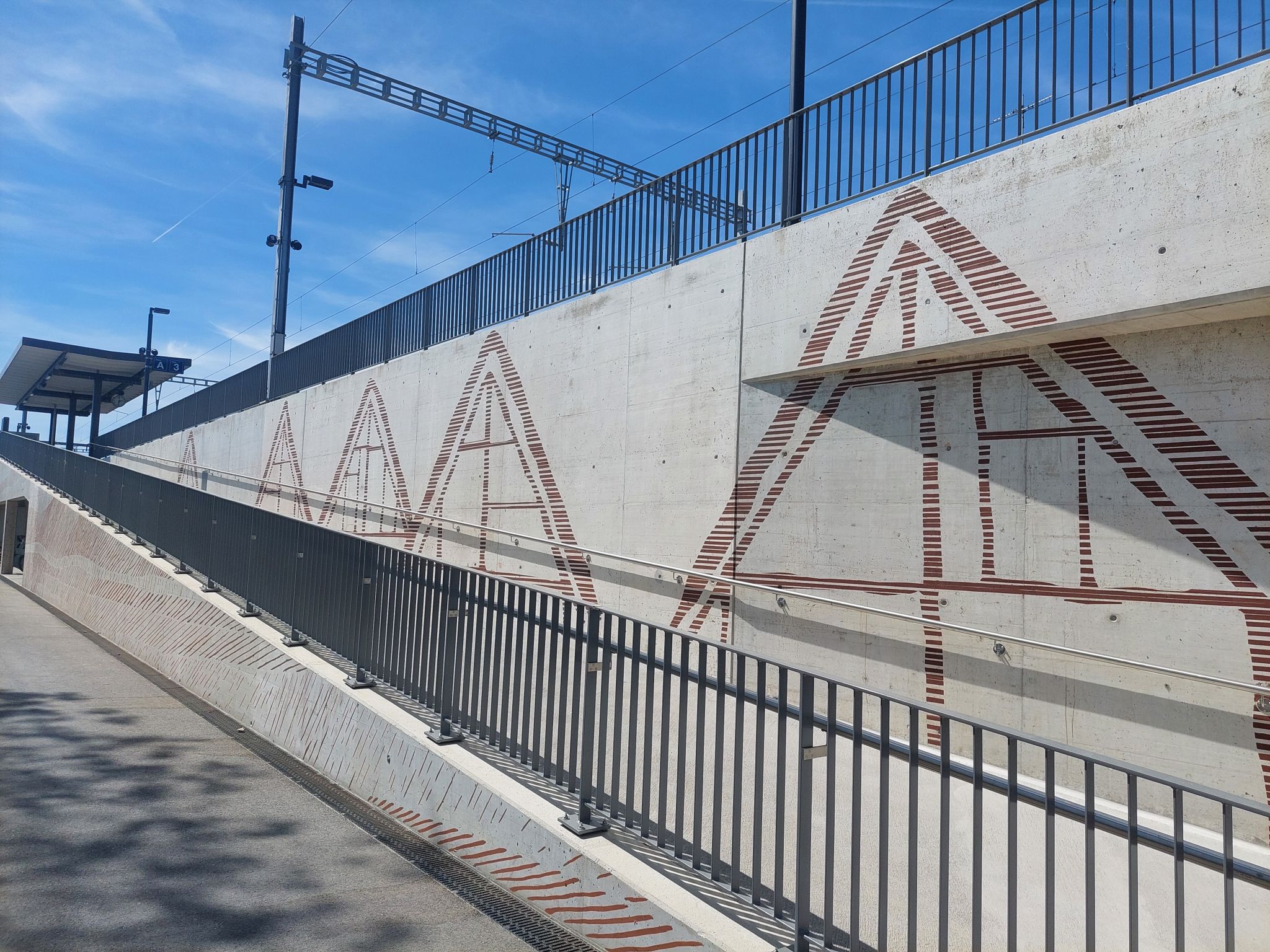 Design urbain pensé autant pour le promeneur que pour le pendulaire.